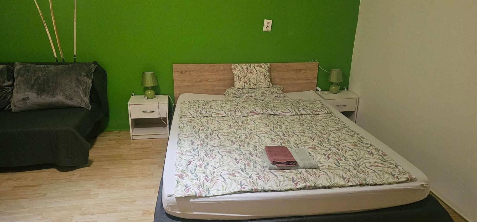 Zizi Apartman Debrecen Eksteriør bilde